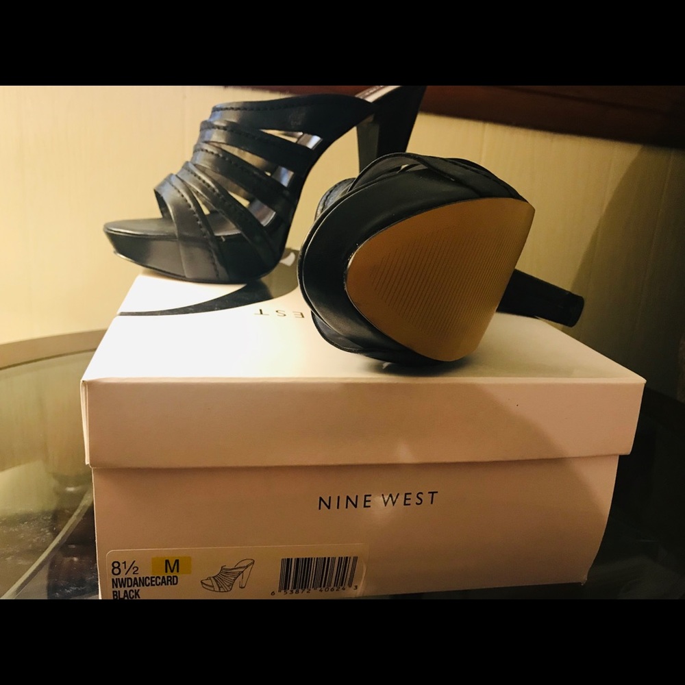 Nine West Platform Slides 8.5